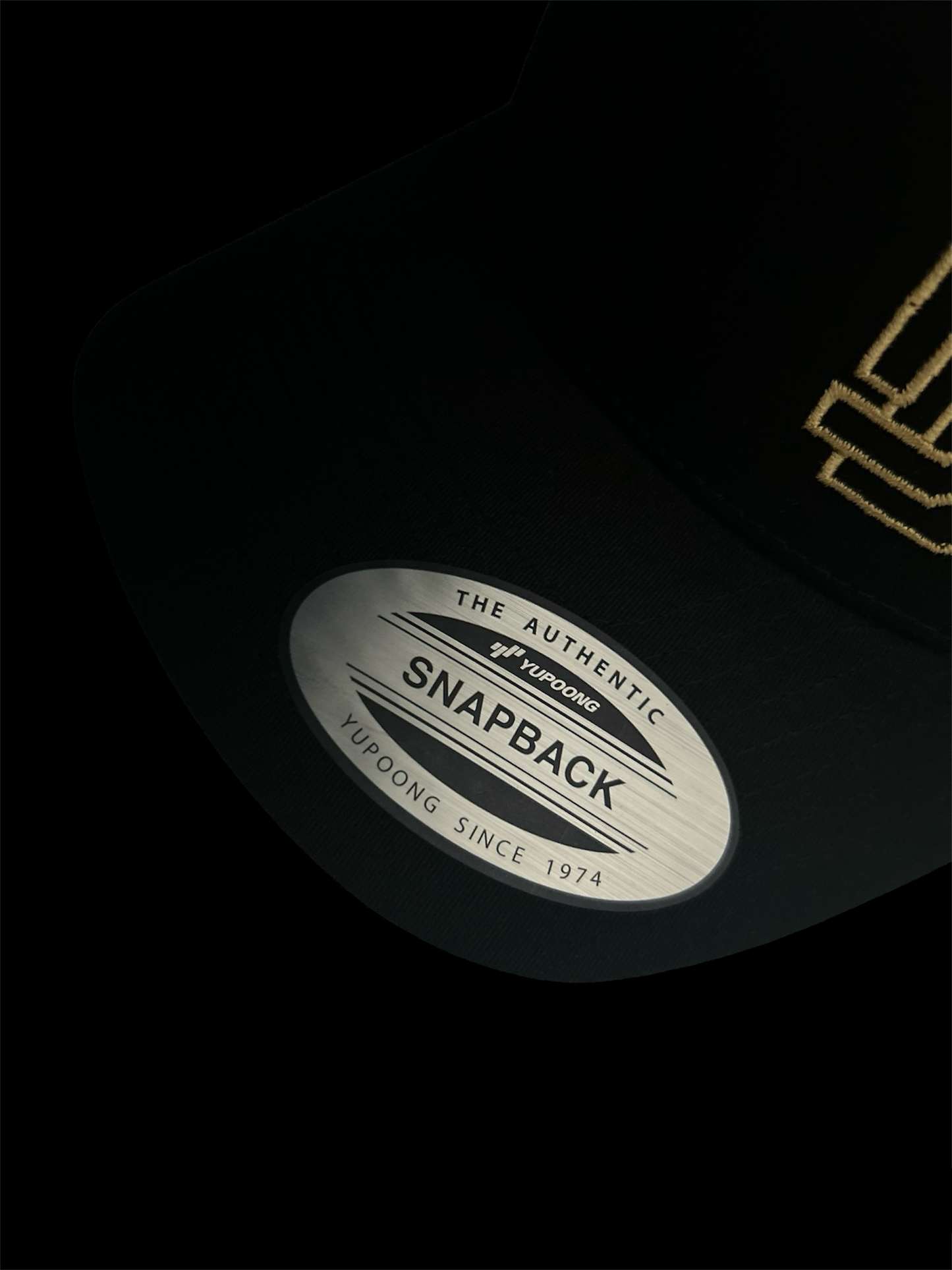 BASICS Cap - Black (light gold stitch)