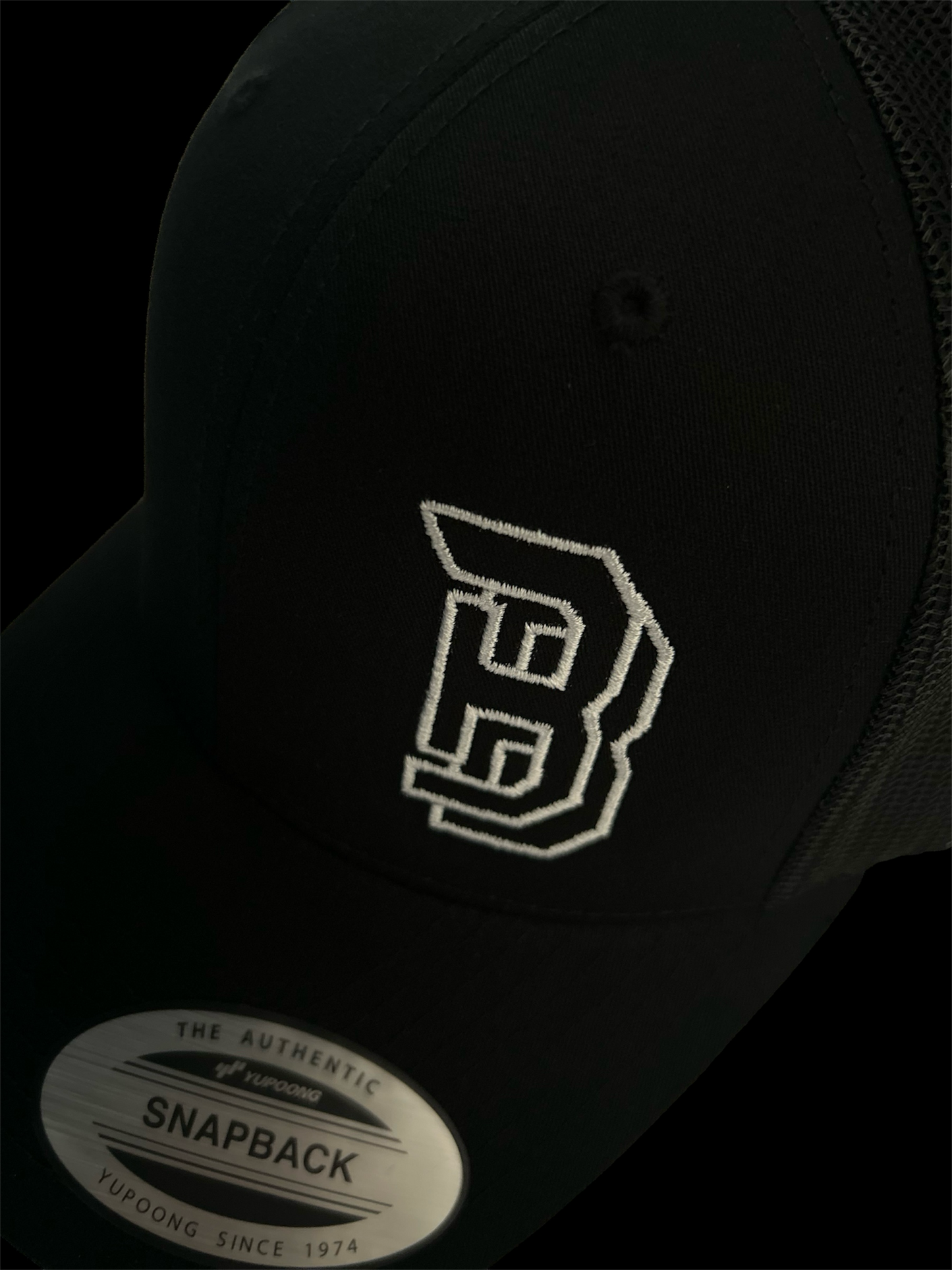 BASICS Cap - Black (white stitch)